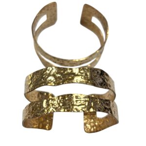 BRACCIALE OTTONE MARTELLATO MM30 FASCIA APERTURA CENTRALE