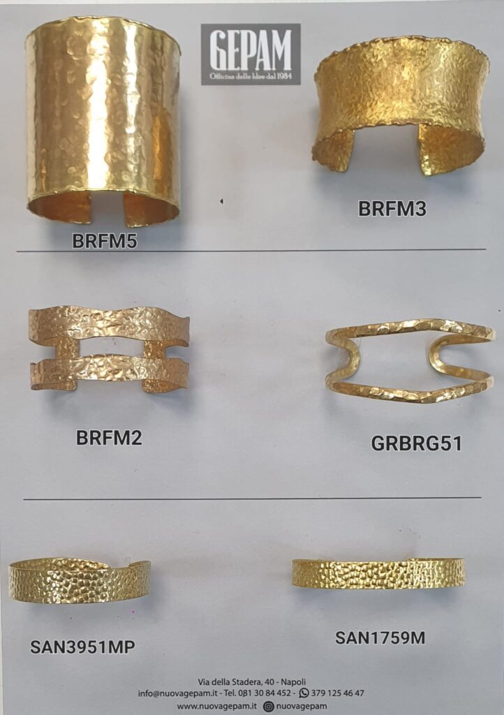 CARTELLA BRACCIALI N.4