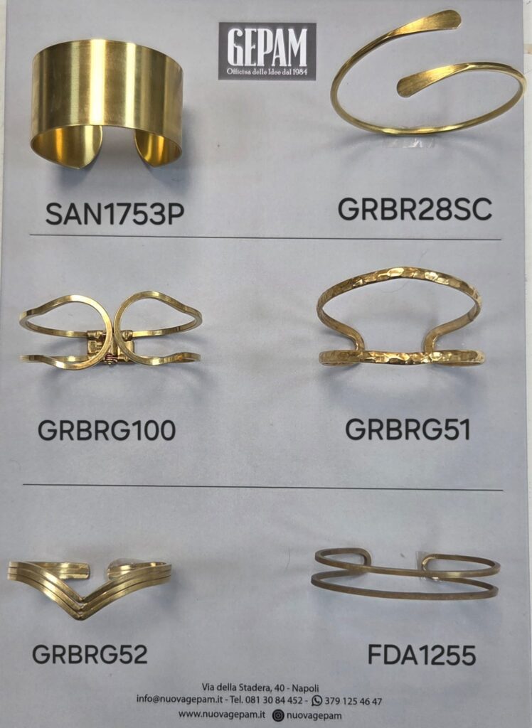 CARTELLA BRACCIALI N.8