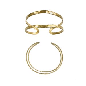 BRACCIALE OTTONE FILO QUADRO MARTELLATO