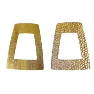 PARTICOLARE TRAPEZIO OTTONE MARTELLATO SFORATO40X50X26