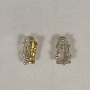 TRAPEZIO ZIRCONE CON CASTONE