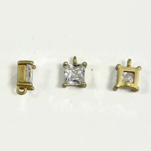PENDENTE ZIRCONI SQUARE MM.5 CRYSTAL