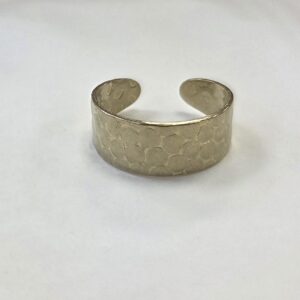 ANELLO OTTONE FEDINA MARTELLATA